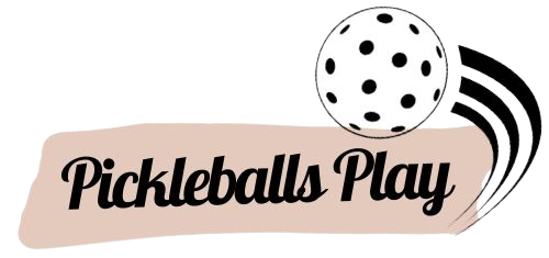 Pickleballs Play
