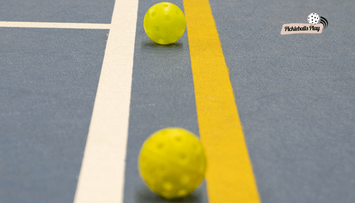 Pickleball-ball